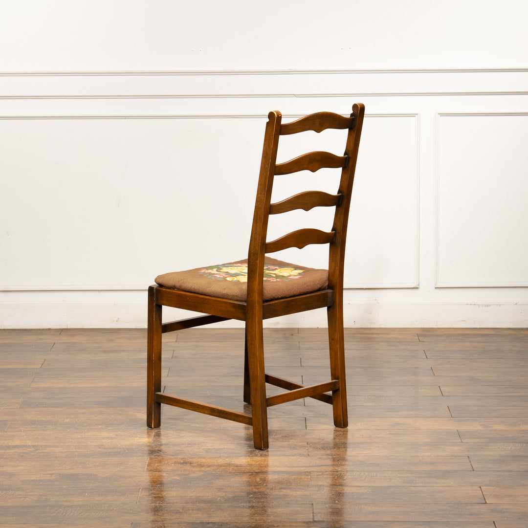 英国【ERCOL アーコール】花柄のクッションが素敵 ラダーバックチェア No.715 Old Colonial オールドコロニアル /24I-1