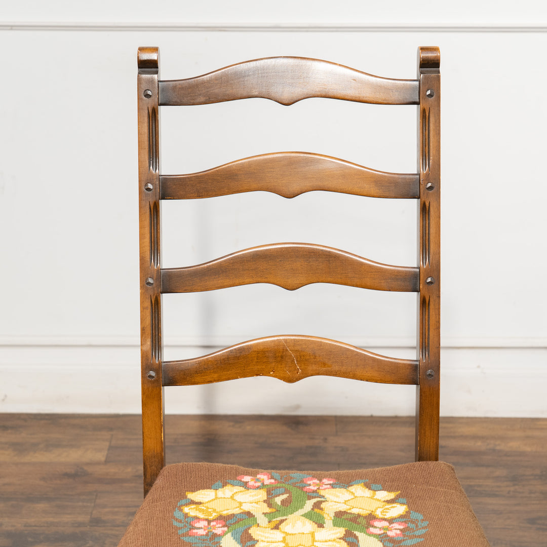 英国【ERCOL アーコール】花柄のクッションが素敵 ラダーバックチェア No.715 Old Colonial オールドコロニアル /24I-3