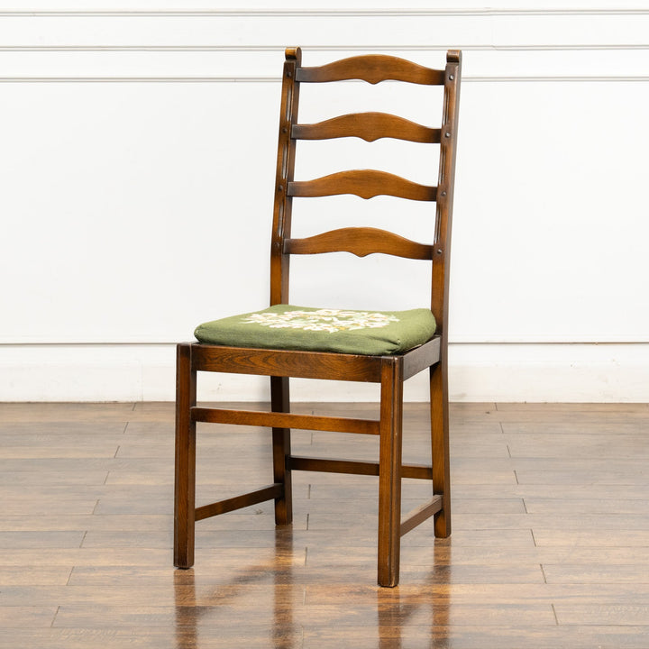 英国【ERCOL アーコール】優雅なデザインの背もたれが上品 ラダーバック ダイニングチェア /24I-4[m]