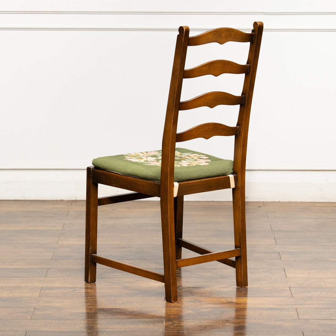 英国【ERCOL アーコール】優雅なデザインの背もたれが上品 ラダーバック ダイニングチェア /24I-4[m]