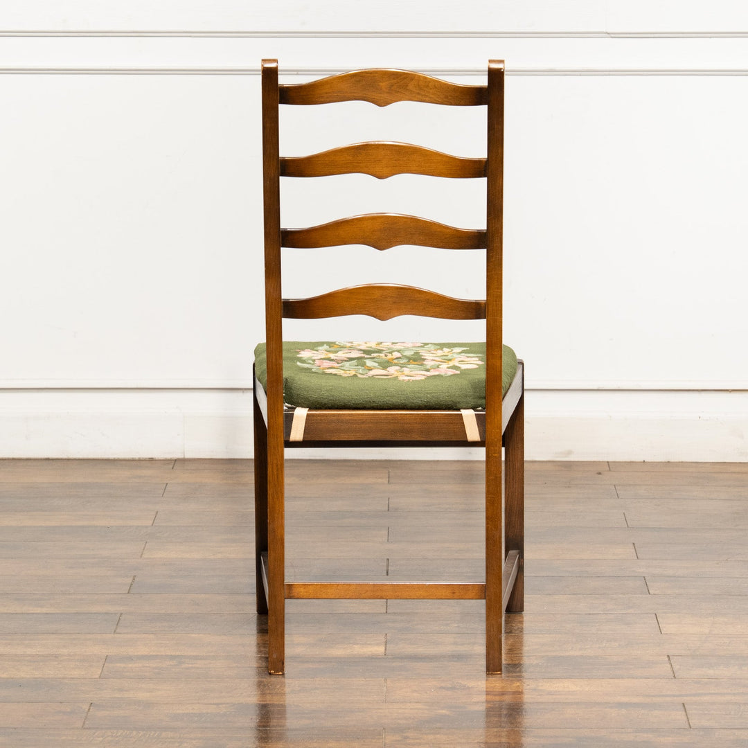 英国【ERCOL アーコール】優雅なデザインの背もたれが上品 ラダーバック ダイニングチェア /24I-4[m]