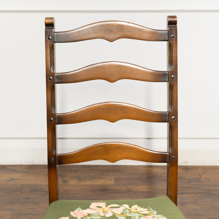 英国【ERCOL アーコール】優雅なデザインの背もたれが上品 ラダーバック ダイニングチェア /24I-4[m]