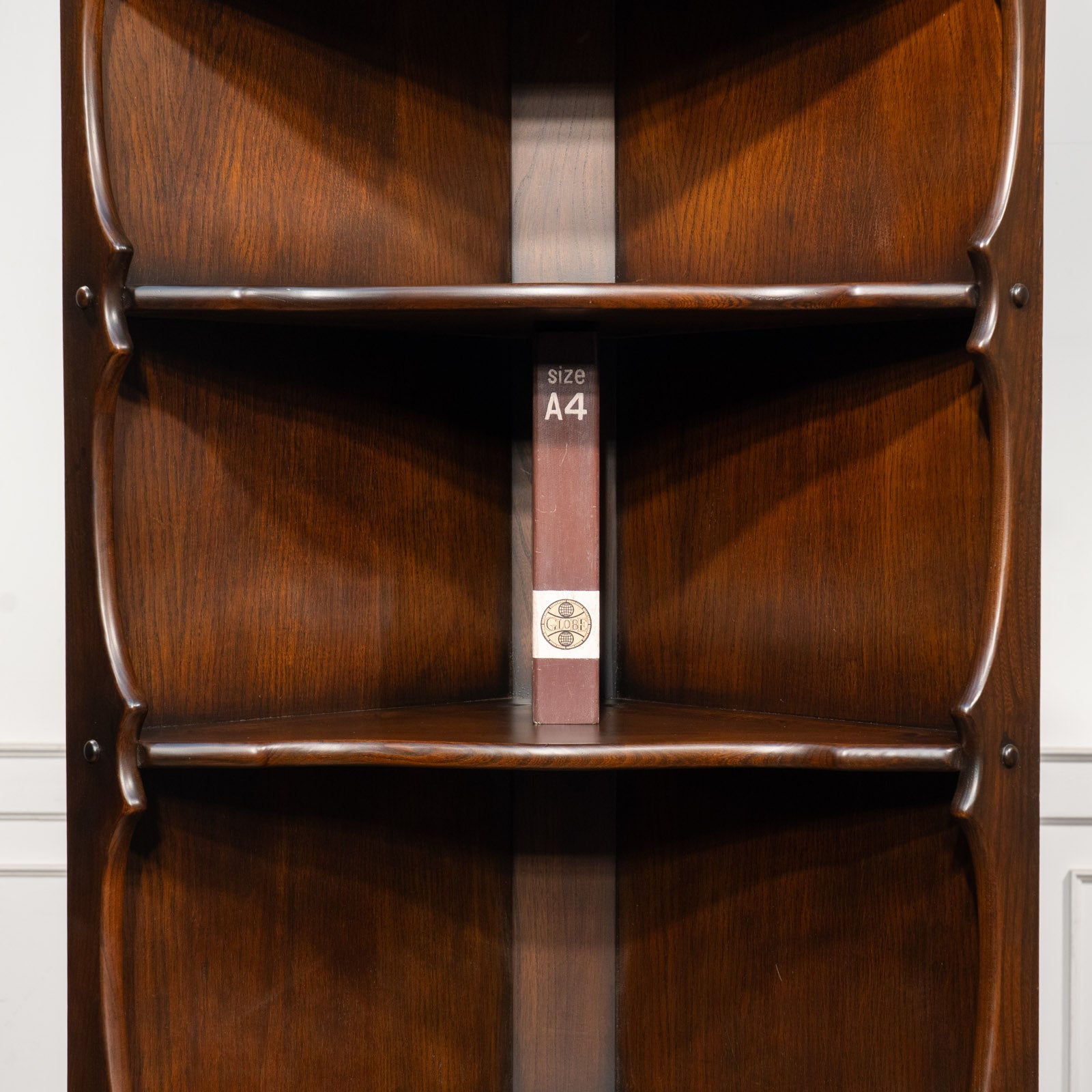 英国【ERCOL アーコール】エルム コーナーキャビネット No.474 Old