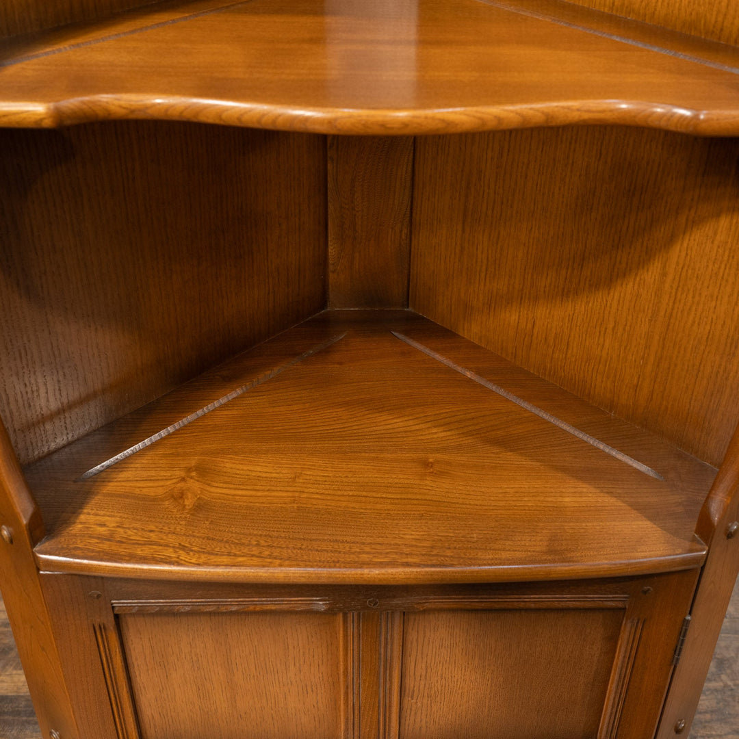 英国【ERCOL アーコール】エルム コーナーキャビネット No.474 Old Colonial オールドコロニアル /24I-A2[m]