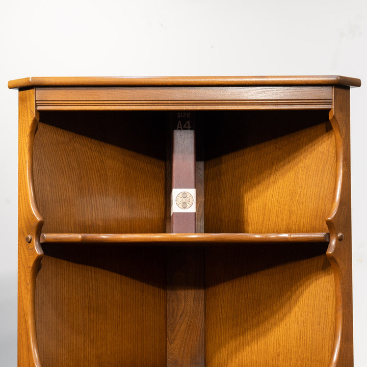 英国【ERCOL アーコール】エルム コーナーキャビネット No.474 Old Colonial オールドコロニアル /24I-A2[m]