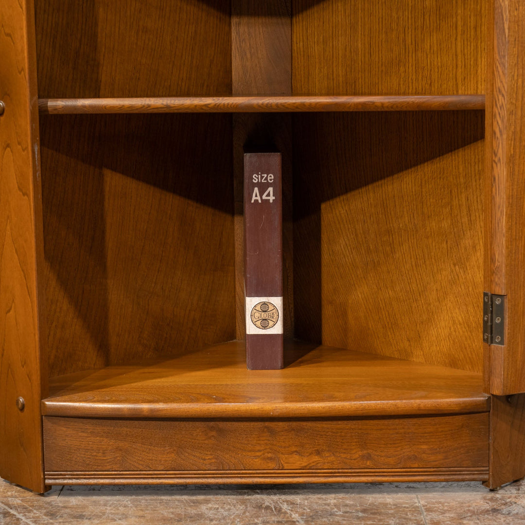 英国【ERCOL アーコール】エルム コーナーキャビネット No.474 Old Colonial オールドコロニアル /24I-A2[m]