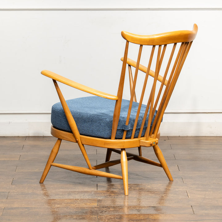 英国【ERCOL アーコール】ブルーのクッションが爽やか コムバック ウィンザー イージーチェア /24I-1