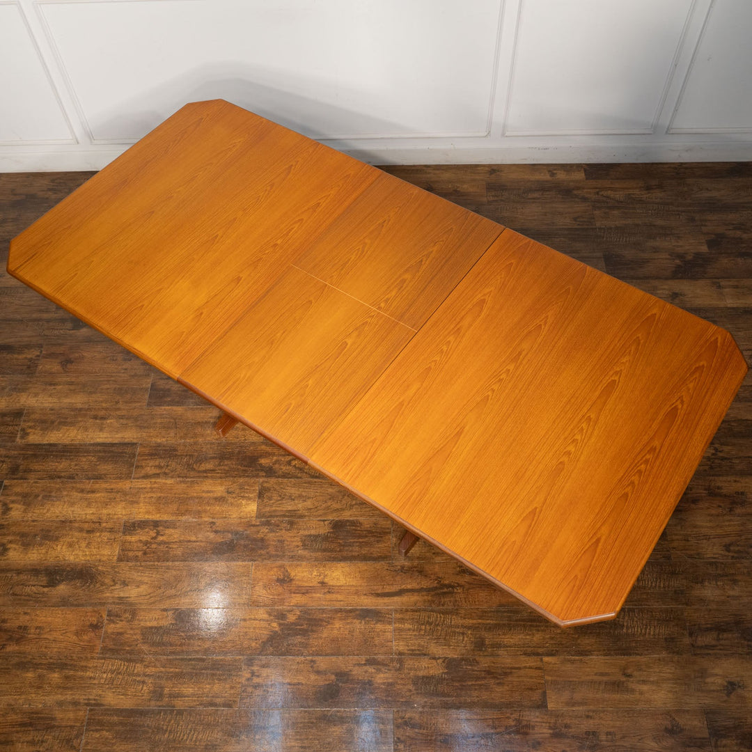 英国【G-PLAN ジープラン Chevron シェブロン】レアな逸品 山型デザインの木目がスタイリッシュ エクステンションダイニングテーブル /24I[m]
