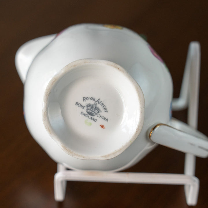 【ROYAL ALBERT ロイヤルアルバート】色彩豊かな小花が描かれた ミルクジャグ[m]