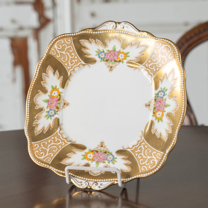【ROYAL ALBERT ロイヤルアルバート Royalty ロイヤリティー】気品漂う華やかなデザイン ブレッド&バタープレート 25×23cm [m]