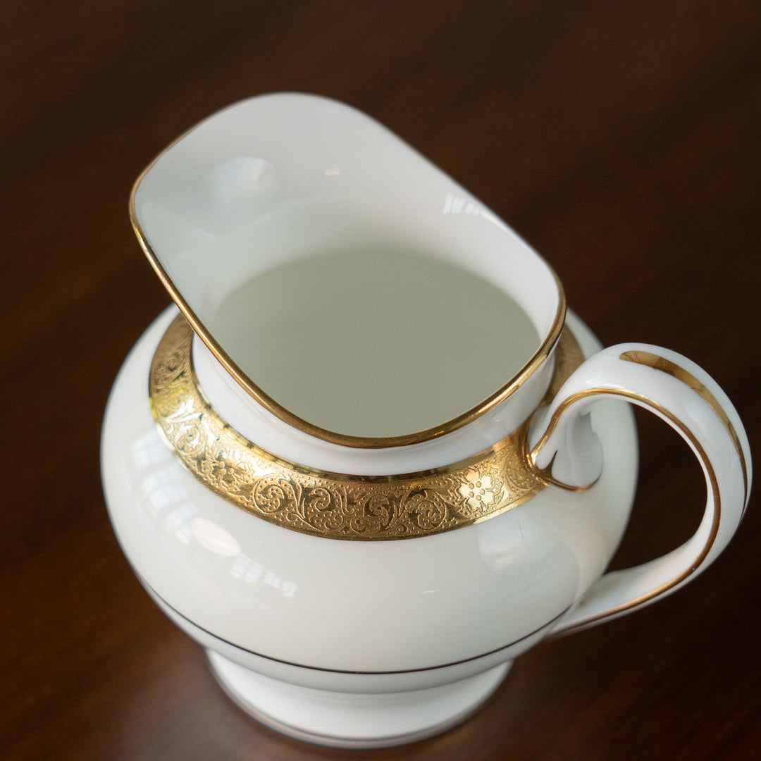 【MINTON ミントン BUCKINGHAM バッキンガム】金彩のラインがゴージャス ミルクジャグ[m]