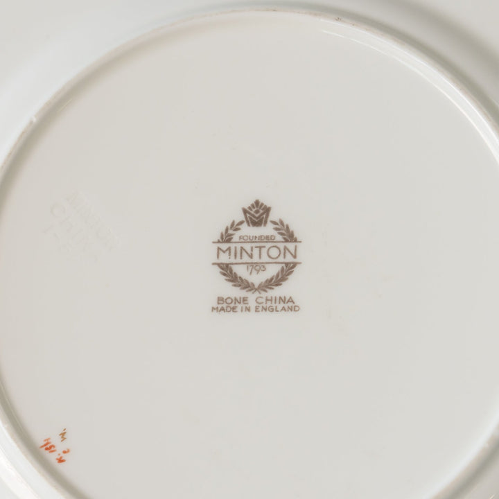 【MINTON ミントン BUCKINGHAM バッキンガム】金彩のラインがゴージャス ブレッド&バタープレート 26×23cm [m]