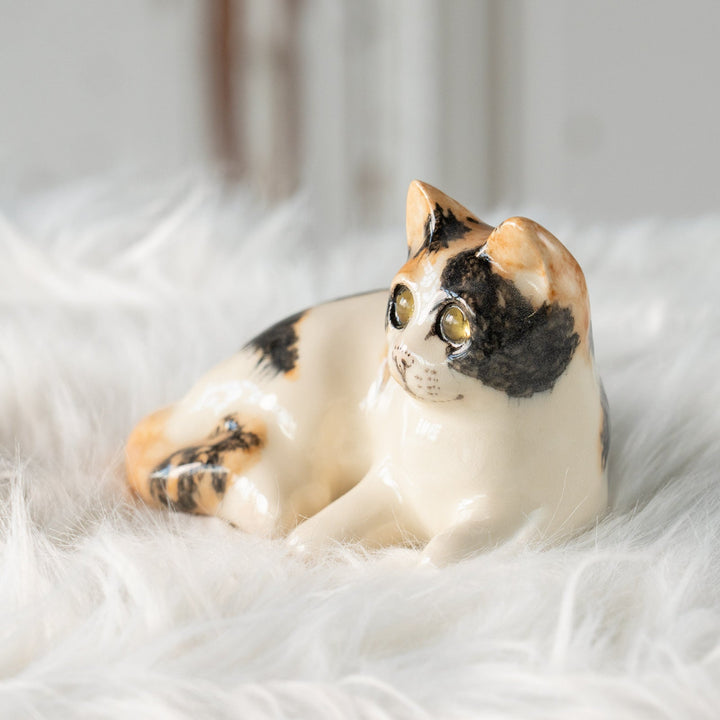 【Winstanley Cat ウィンスタンレイ キャット】◇横座りでリラックスした表情が素敵 Calico キャリコ /24L[m]
