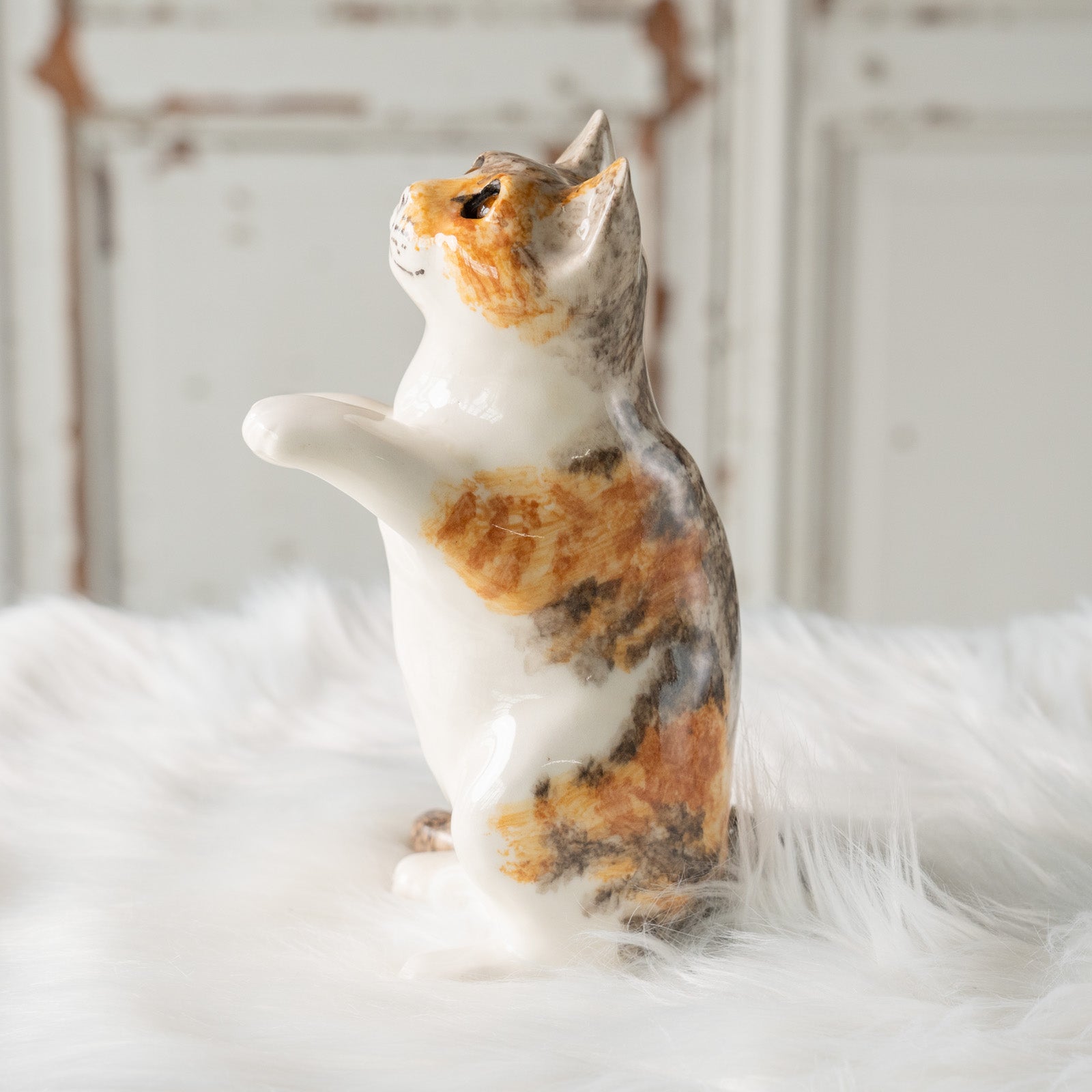 ウィンスタンレイキャット　三毛猫(キャリコタビー)　サイズ5 置物 Winstanley Cat ウィンスタンレイ キャット】キラキラした表情で二本足