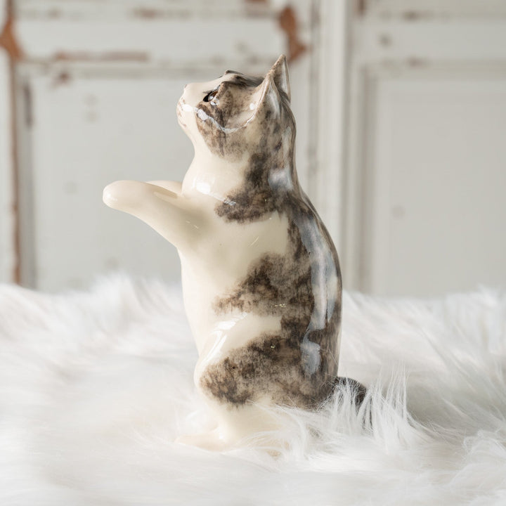 【Winstanley Cat ウィンスタンレイ キャット】◇キラキラした表情で二本足で立つ Silver tabby シルバータビー /24L[m]