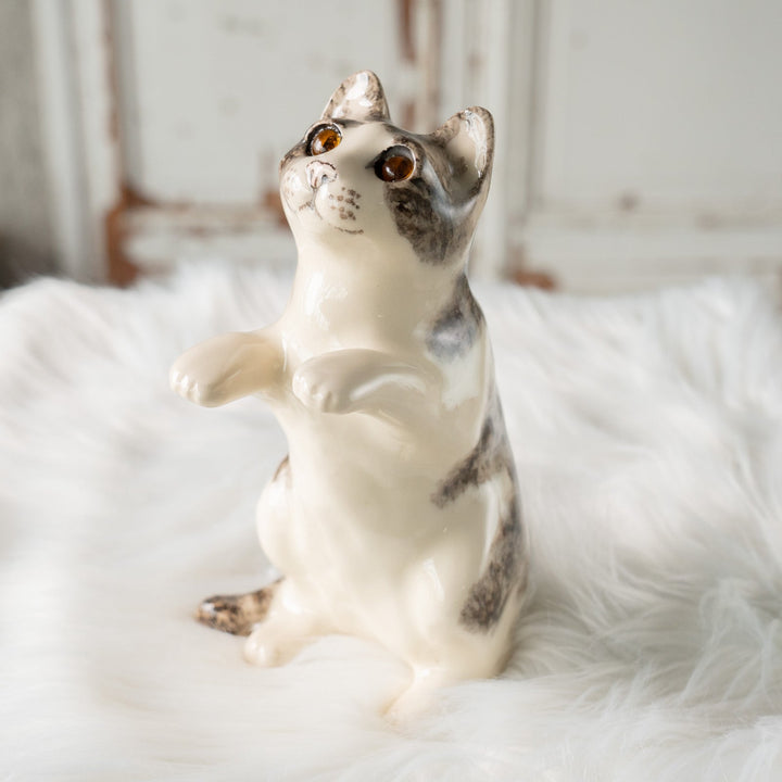 【Winstanley Cat ウィンスタンレイ キャット】◇キラキラした表情で二本足で立つ Silver tabby シルバータビー /24L[m]