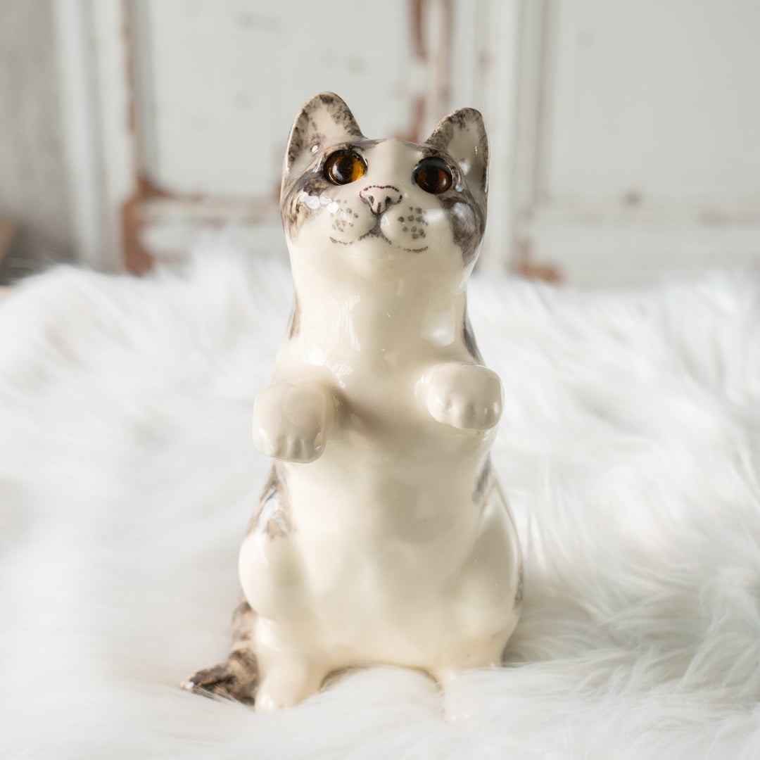 【Winstanley Cat ウィンスタンレイ キャット】◇キラキラした表情で二本足で立つ Silver tabby シルバータビー /24L[m]