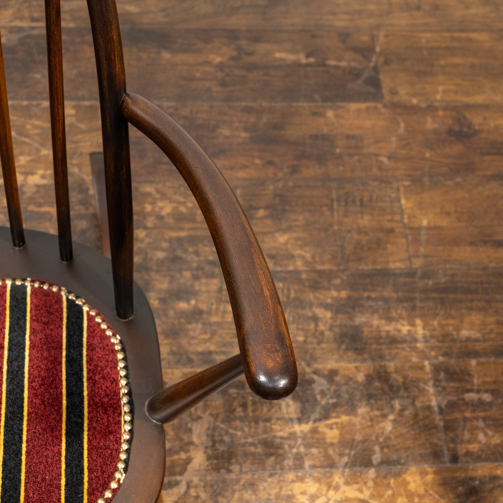 英国【ERCOL アーコール】クエーカーロッキングチェア No.428