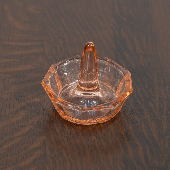 キャンドルスタンドとコットンポットなどがセットになった ピンクガラスのドレッシングセット /24L-B[m]