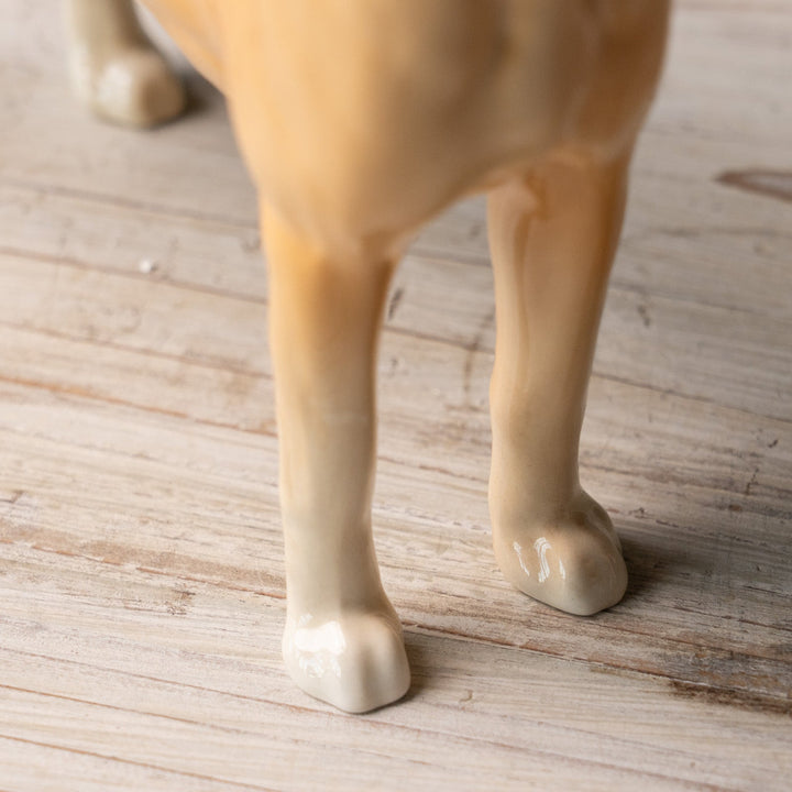 【BESWICK ベスウィック】力強さとしなやかさを感じる美しいフォルム グレートデン ドッグフィギュリン[m]