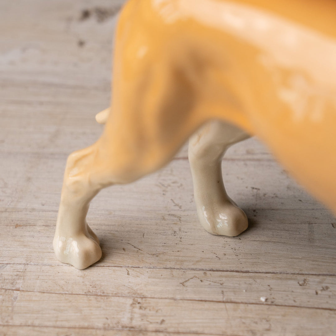 【BESWICK ベスウィック】力強さとしなやかさを感じる美しいフォルム グレートデン ドッグフィギュリン[m]