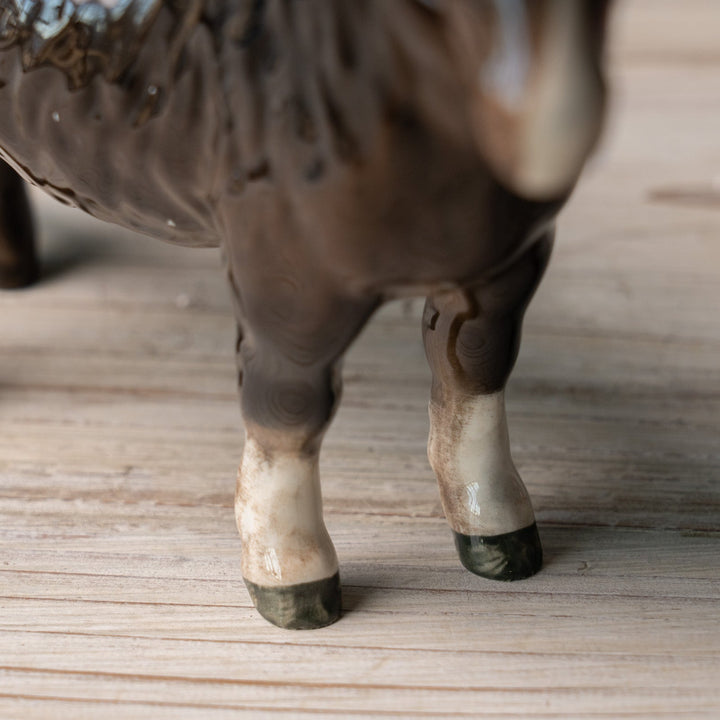 【BESWICK ベスウィック】ふさふさの毛や短い足が特徴的 シェトランドポニー ホースフィギュリン[m]