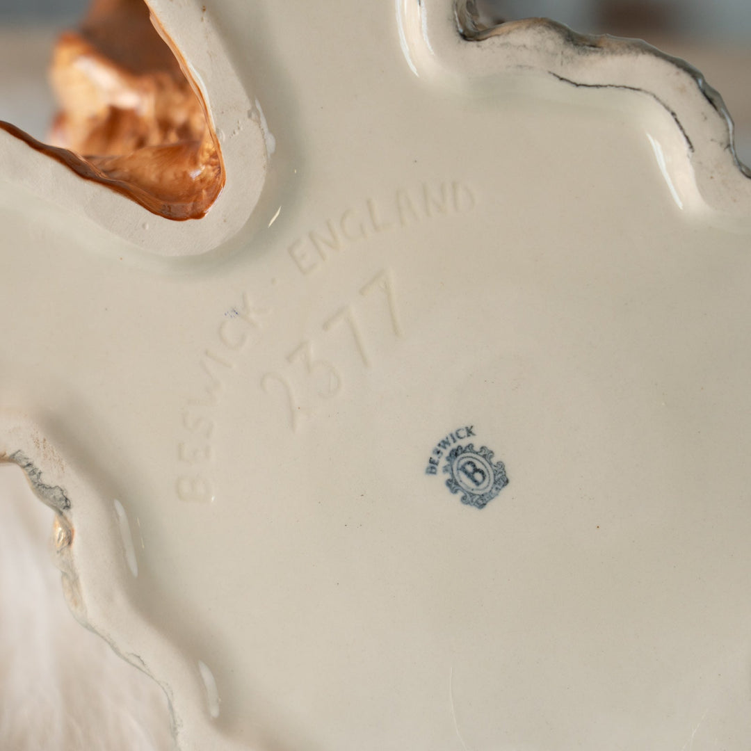 【BESWICK ベスウィック】つぶらな瞳や頭のリボンが可愛らしい ヨークシャーテリア ドッグフィギュリン /24L-A[m]