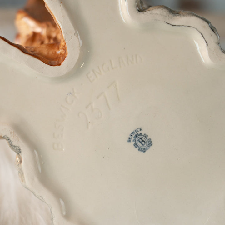 【BESWICK ベスウィック】つぶらな瞳や頭のリボンが可愛らしい ヨークシャーテリア ドッグフィギュリン /24L-A[m]