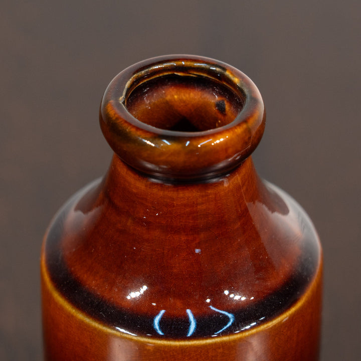 素朴なフォルムに濃い飴色の釉薬が艶やか ブラウン アンティークボトル /24L-A[m]
