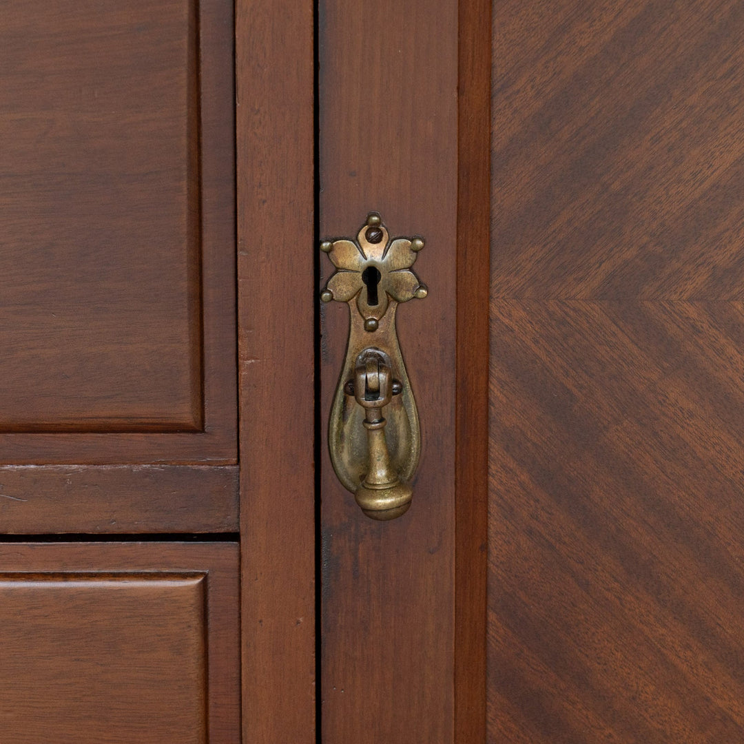 美しいパーケトリーの装飾が印象的 ミラーバックサイドボード /25D