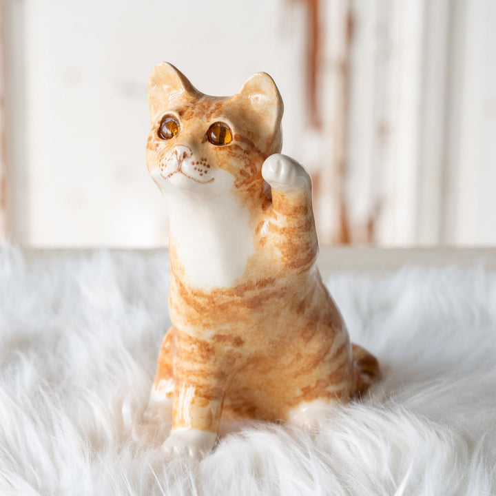 【Winstanley Cat ウィンスタンレイ キャット】◇招き猫を思わせる前足を上げたフォルムが印象的 Ginger ジンジャー /25F