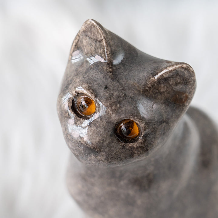 【Winstanley Cat ウィンスタンレイ キャット】◇小首をかしげた不思議そうな表情が魅力 Solid grey グレー /25F