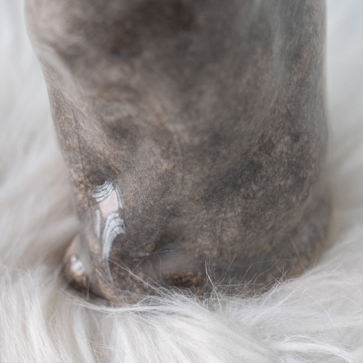 【Winstanley Cat ウィンスタンレイ キャット】◇小首をかしげた不思議そうな表情が魅力 Solid grey グレー /25F