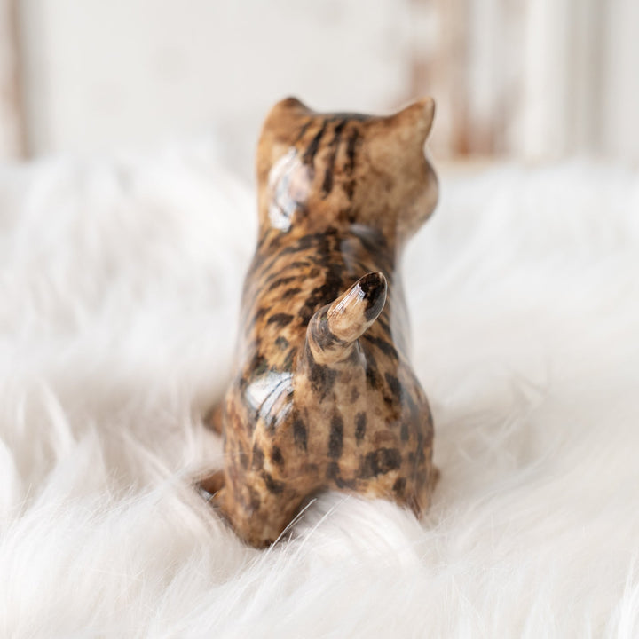【Winstanley Cat ウィンスタンレイ キャット】◇ピンと伸びた尻尾が目を惹く Brown tabby ブラウンタビー /25F