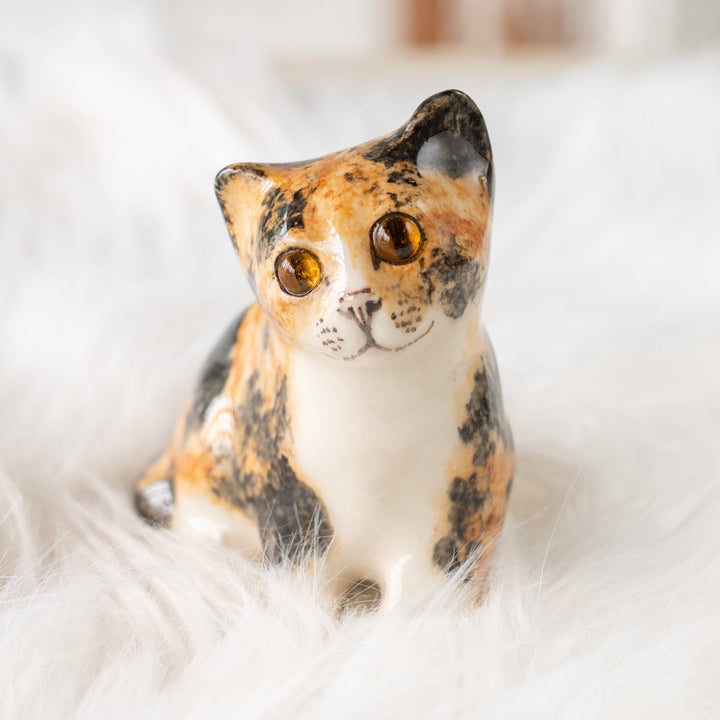 【Winstanley Cat ウィンスタンレイ キャット】◇穏やかな微笑みが魅力的 Calico キャリコ /25F