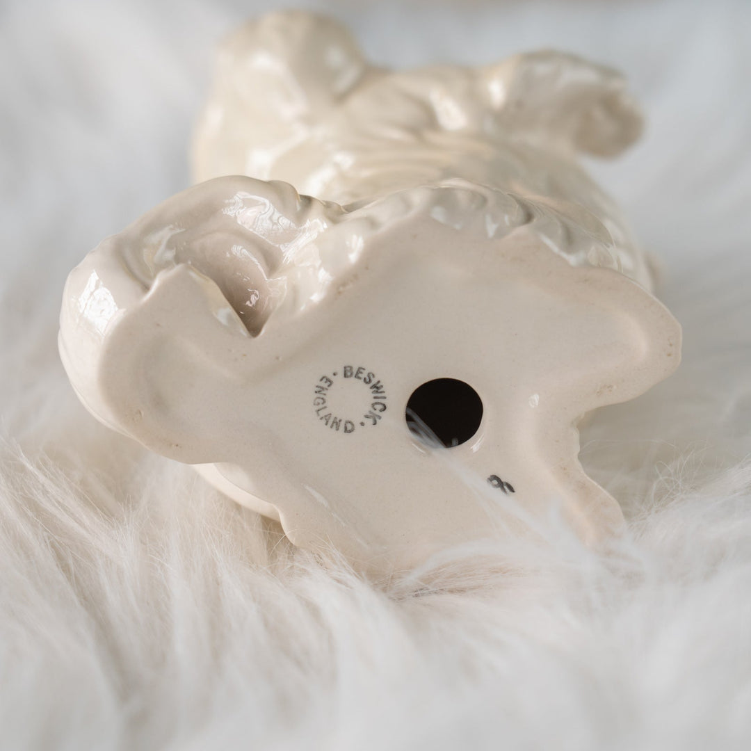 【BESWICK ベスウィック】遊んでほしそうに二本足で立つ ペキニーズ ドッグフィギュリン /25F
