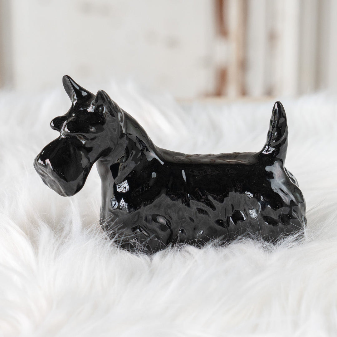 【BESWICK ベスウィック】ちょこんと伸びたしっぽが可愛らしい スコティッシュテリア ドッグフィギュリン /25F