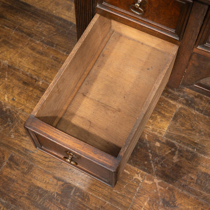 深みを感じるシープスキンの天板が魅力的 デスク /25G