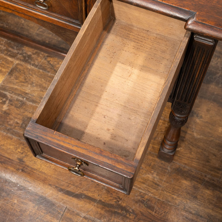 深みを感じるシープスキンの天板が魅力的 デスク /25G