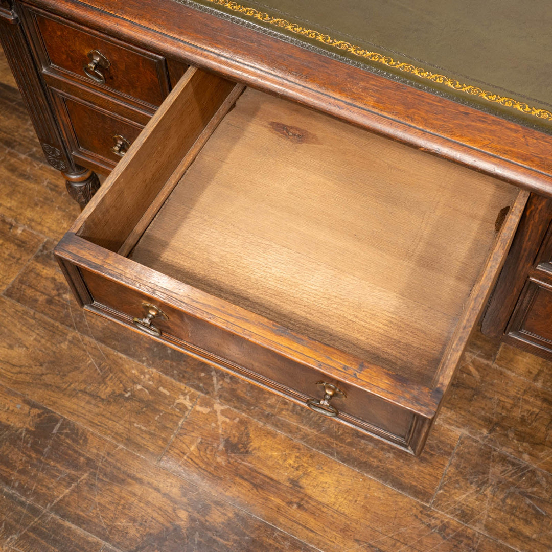 深みを感じるシープスキンの天板が魅力的 デスク /25G