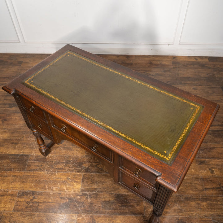 深みを感じるシープスキンの天板が魅力的 デスク /25G