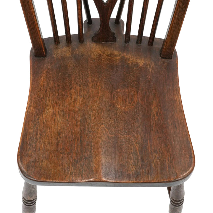 車輪モチーフの透かし彫りが特徴 カントリー家具の定番 ホイールバック ウィンザーチェア /25G-12