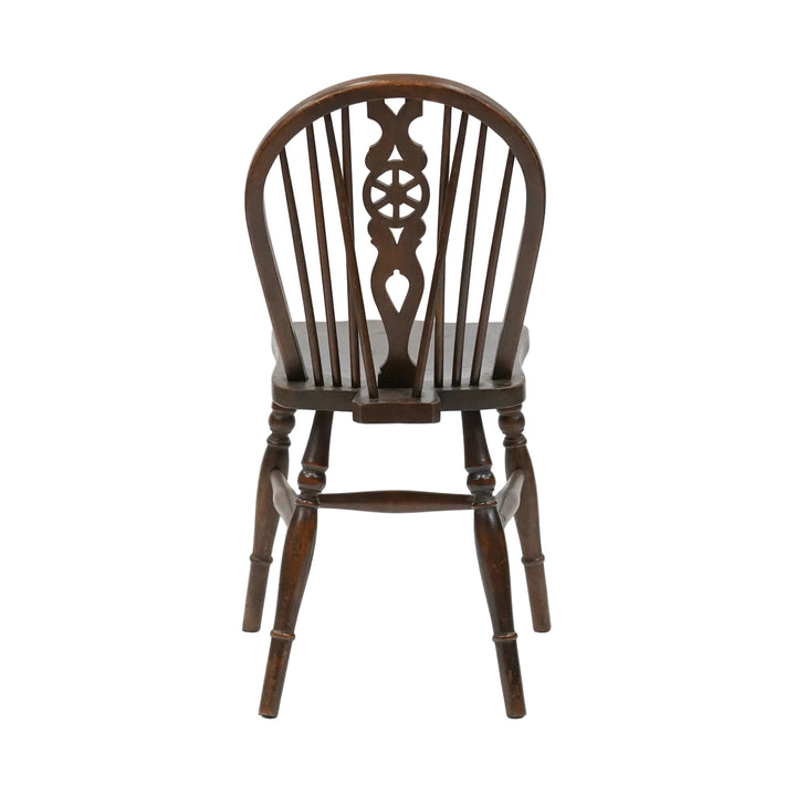 車輪モチーフの透かし彫りが特徴 カントリー家具の定番 ホイールバック ウィンザーチェア /25G-13