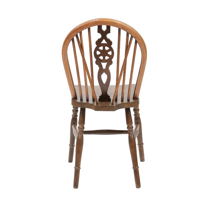 車輪モチーフの透かし彫りが特徴 カントリー家具の定番 ホイールバック ウィンザーチェア /25G-14