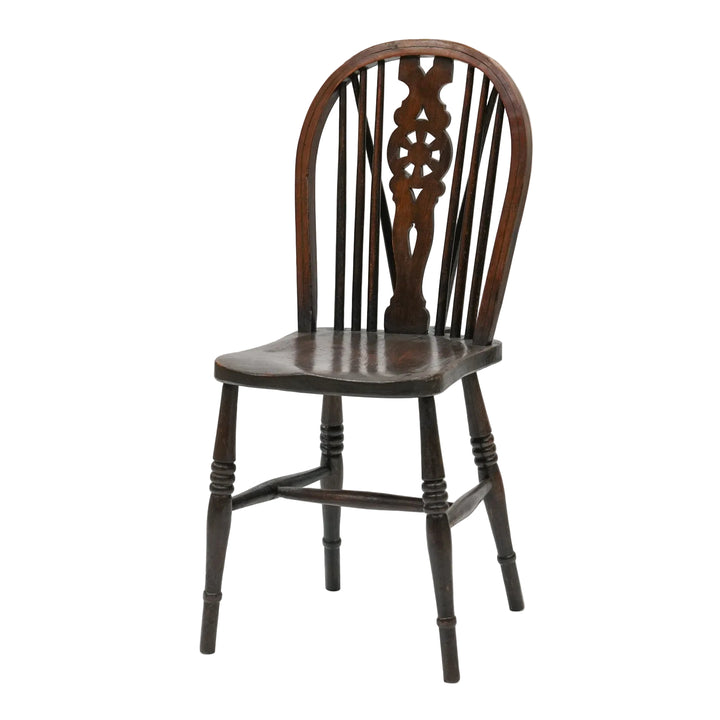 車輪モチーフの透かし彫りが特徴 カントリー家具の定番 ホイールバック ウィンザーチェア /25G-15