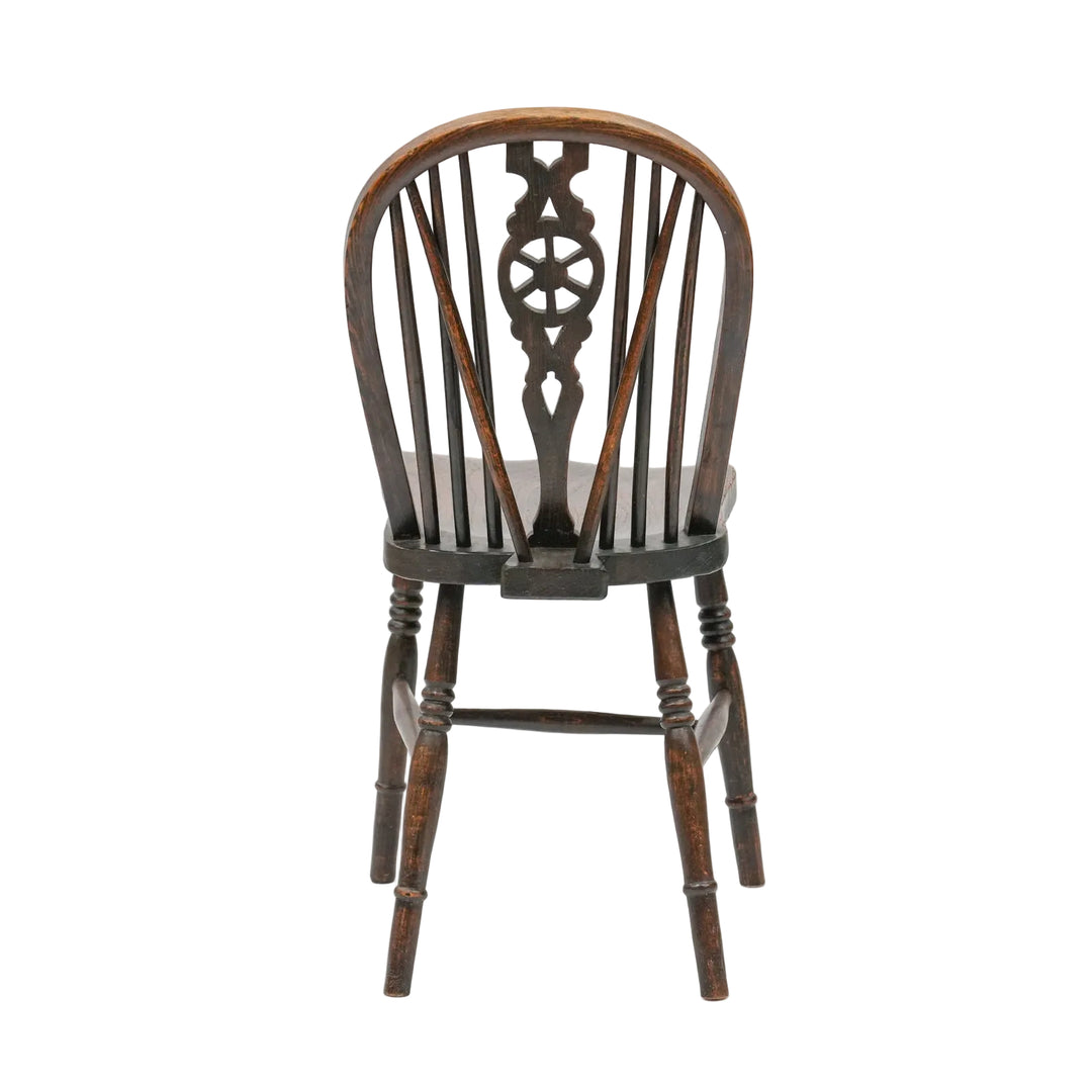 車輪モチーフの透かし彫りが特徴 カントリー家具の定番 ホイールバック ウィンザーチェア /25G-17