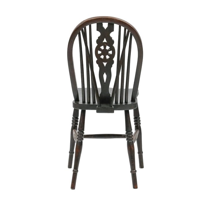 車輪モチーフの透かし彫りが特徴 カントリー家具の定番 ホイールバック ウィンザーチェア /25G-19