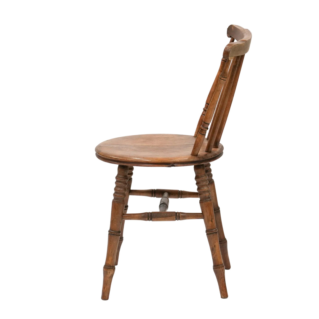 優雅な曲線が描く素朴で独特な美しさ アイベックスチェア /25G-2