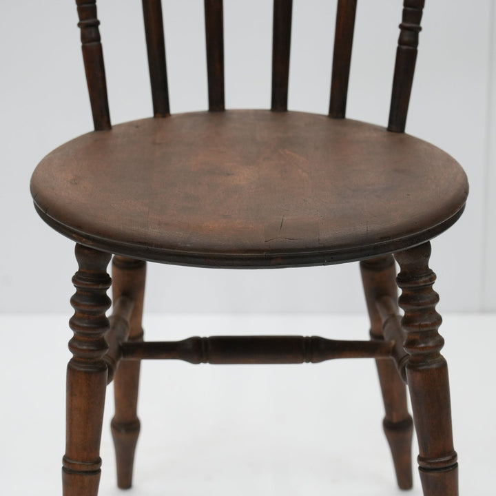 優雅な曲線が描く素朴で独特な美しさ アイベックスチェア /25G-6