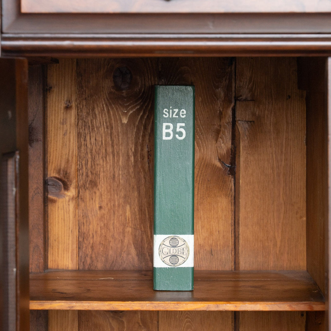 伝統的なカルトューシュやギロッシュなどの装飾が美しい レアモデル ミラーバックサイドボード /25G